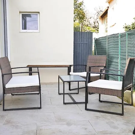 Maison D'artaud بيت للعطل لا سين سور مير